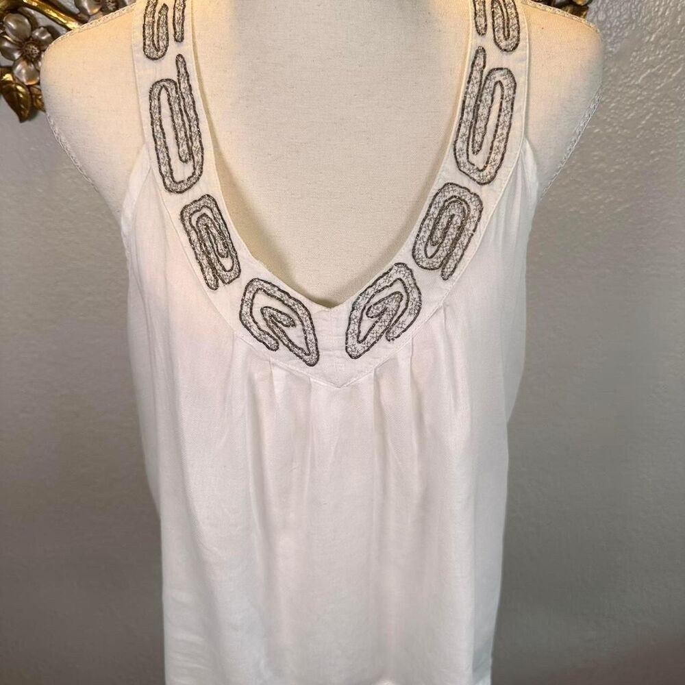 Dkny Women's White Vest